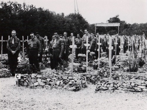 43- 29 juin 1945- BM 2- Cimetière de Retaud - Fonds Amiel