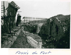 AUthion 1945 -  fossés du fort de Mille fourches-  Fonds François Engelbach