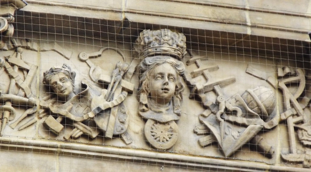 407v Town Hall frieze (18)