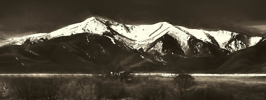Round Mountains Near Seattle BW Impressions