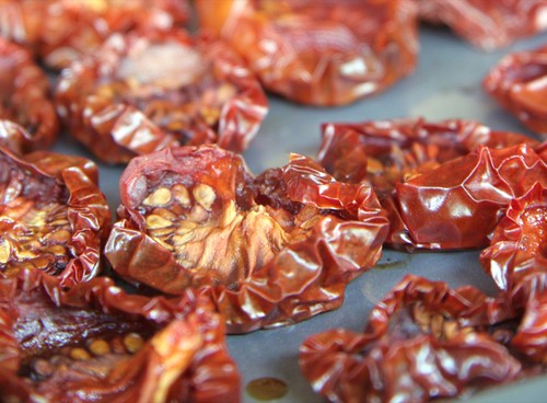 oven dried tomatoes