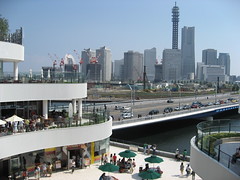 横浜ベイクォーター