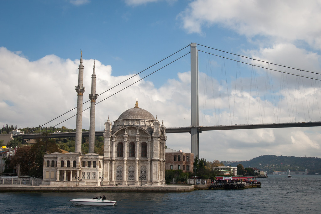 Ortak&ouml;y Mosque, Istanbul