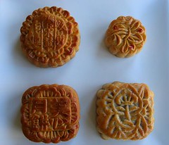 Cantonese-Style Mooncakes